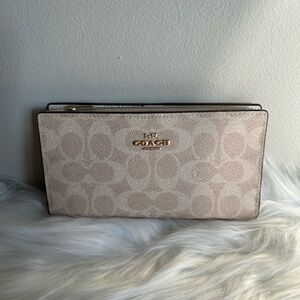 NWT Coach Slim Zip Wallet Signature Canvas Gold/Sand/Chalk
